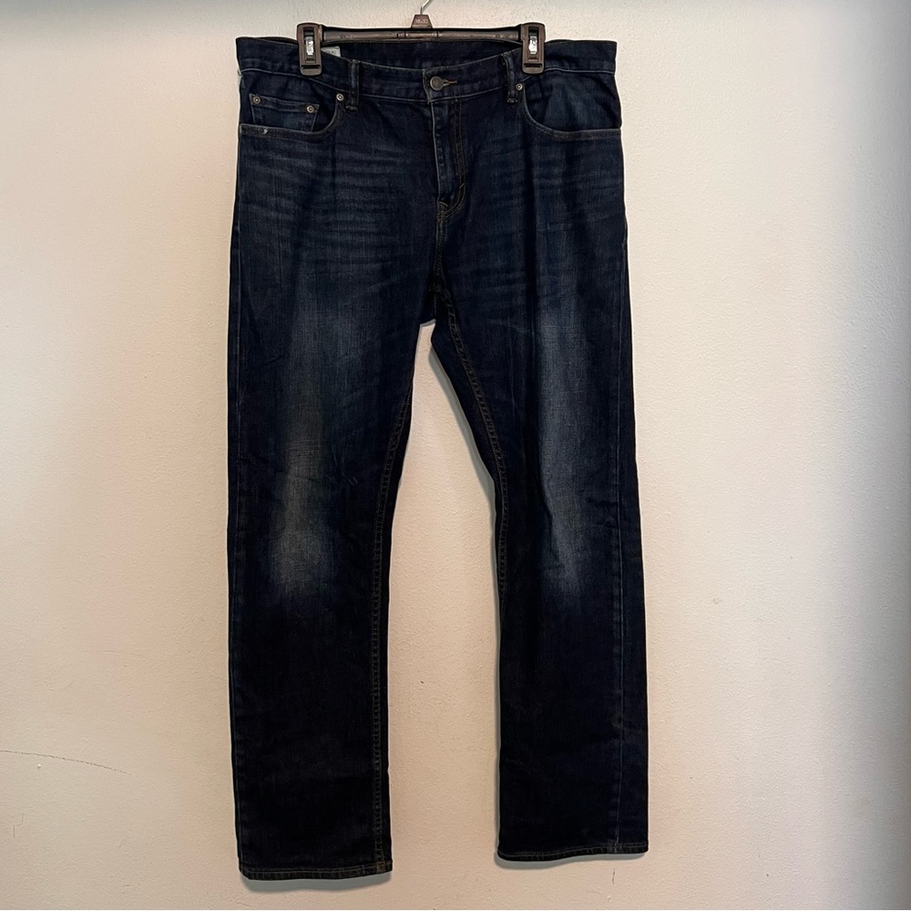 Banana Republic Straight leg jeans not slim size 34x32
